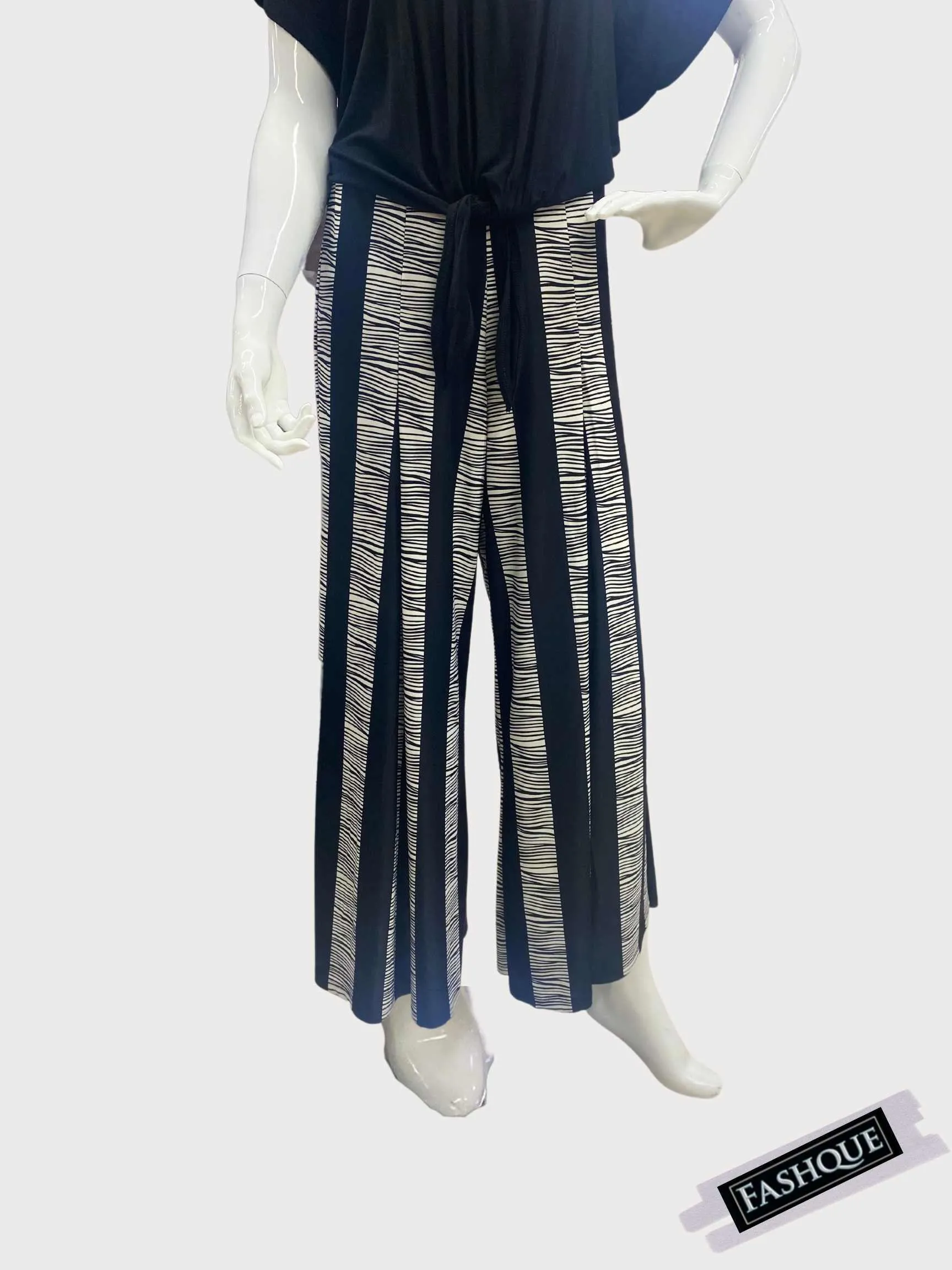 FASHQUE - Pull On Pleated Front Gaucho - P040