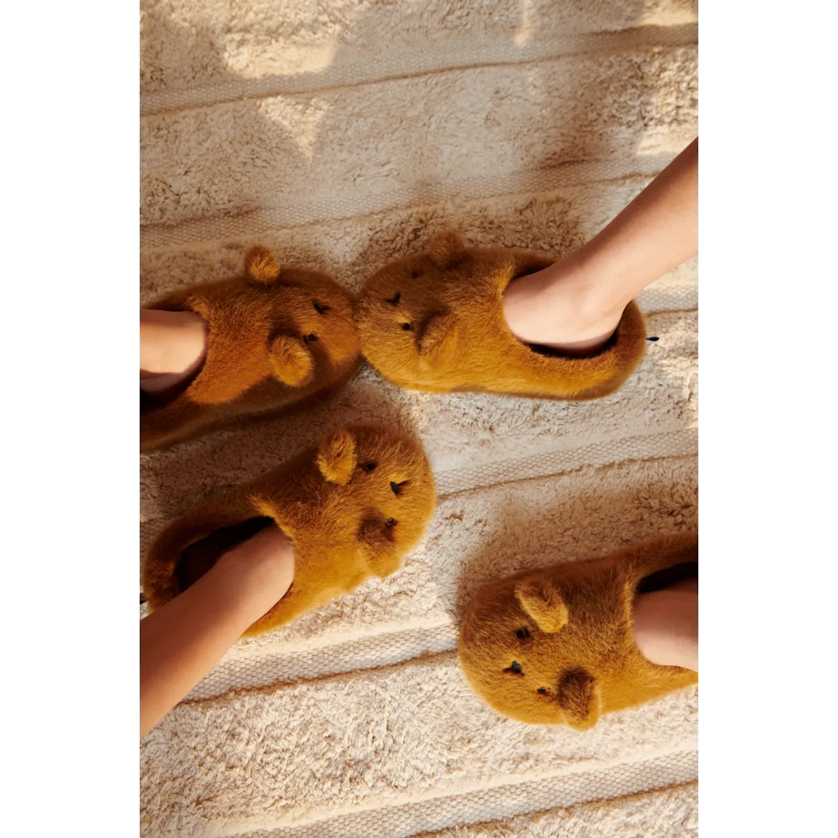 Liewood / Aviaja / Bear Slippers / Golden Caramel