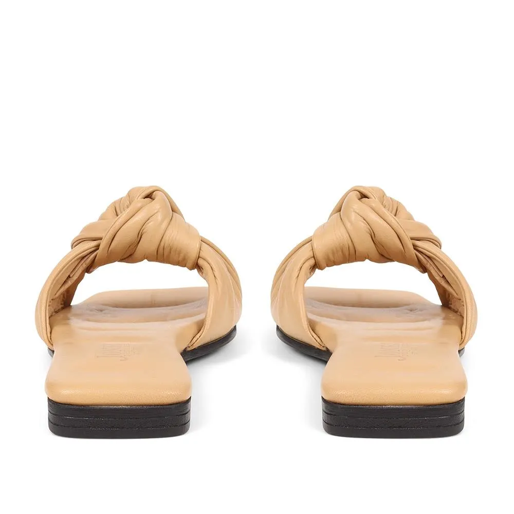 Madelena Slip-On Mules - MADELENA / 324 027