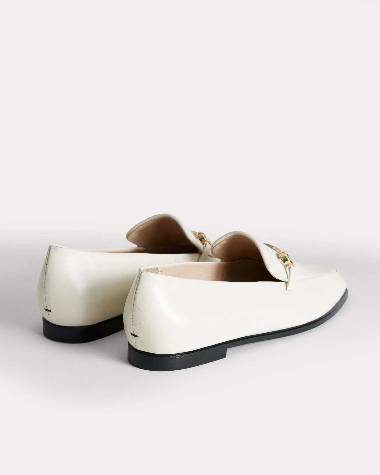 The Modern Moccasin - Butter with hardware
